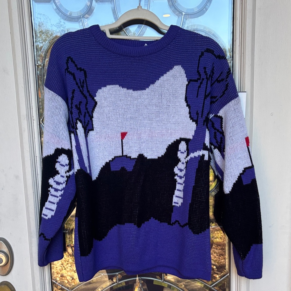 Chateau - Purple Crew Neck Graphic Women's Golf Sweater - Large